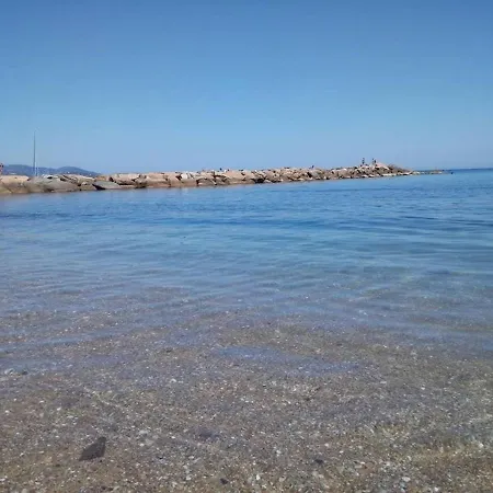 Le Lavandou, 1 Pièce, 4 Personnes - Fr-1-251-240 *